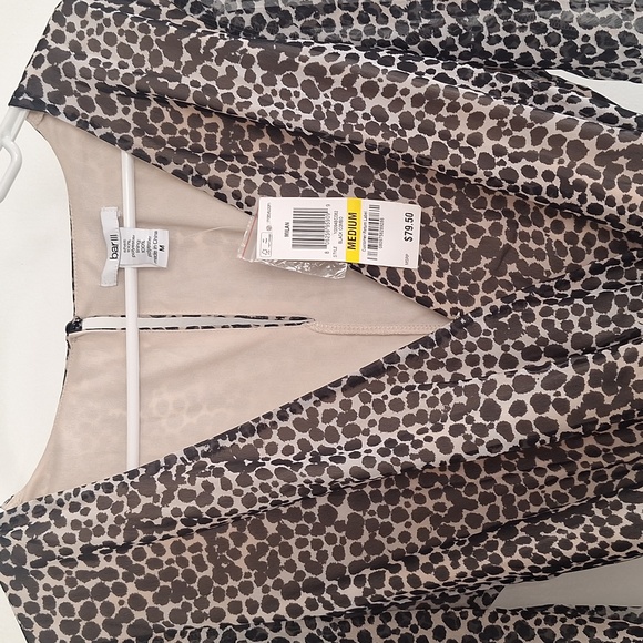 NEW NWT BAR III 3/4 Sleeve Printed Surplice Dress Black Beige Faux Wrap Medium - Picture 6 of 7